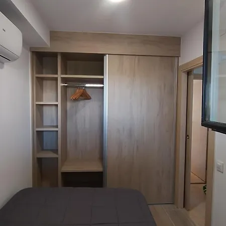 Empuriapparts Abrilmar Renovado Apartment *